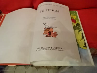 Le devin. 