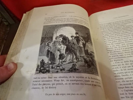 Guy Mannering. . [LITTERATURE] - SCOTT (Walter)