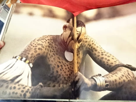Les Noubas de Kau. . [ART] - RIEFENSTAHL (Leni)