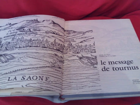Le message de Tournus. . [ART] - SOLMS (É. de)