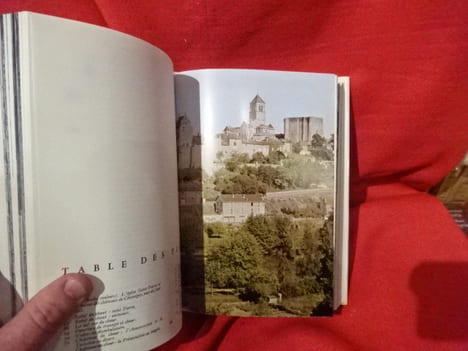 Haut-Poitou Roman. . [ART] - OURSEL (Raymond)