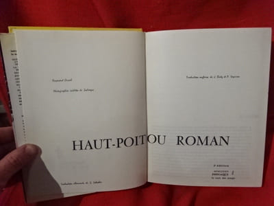 Haut-Poitou Roman. 