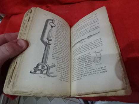 Nouveau manuel complet du fabricant d'eaux et boissons gazeuses. . [TECHNIQUE] - GASQUET (L.), JARRE (E.)