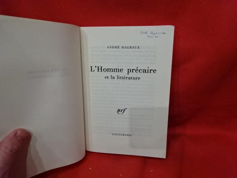 L'Homme précaire et la littérature. . [LITTERATURE] - MALRAUX (André)