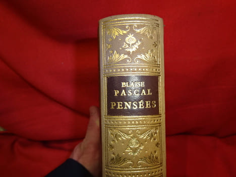 Pensées. . [PHILOSOPHIE SCIENCES HUMAINES] - PASCAL (Blaise)