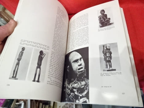 Les Arts de l'Afrique Noire. . [ART] - LAUDE (Jean)