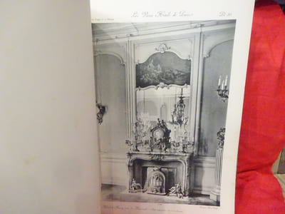Les Vieux Hôtels de Paris. Le temple et le Marais. 