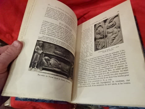 La Vierge et l'Enfant dans l'Art français. . [HISTOIRE] - VLOBERG (Maurice)