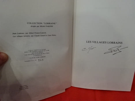 Les villages lorrains. . [LORRAIN] - GÉRARD (Claude), PELTRE (Jean)