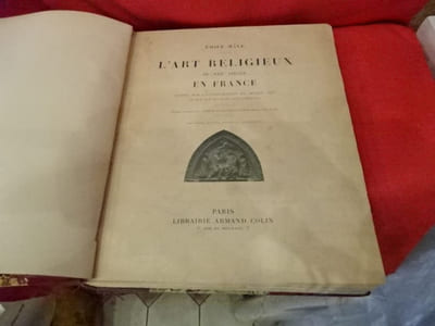 L’Art religieux du XIIIesiècle, en France, étude sur l’iconographie du Moyen Âge et sur ses sources d’inspiration. 