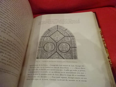 L’Art religieux du XIIIesiècle, en France, étude sur l’iconographie du Moyen Âge et sur ses sources d’inspiration.