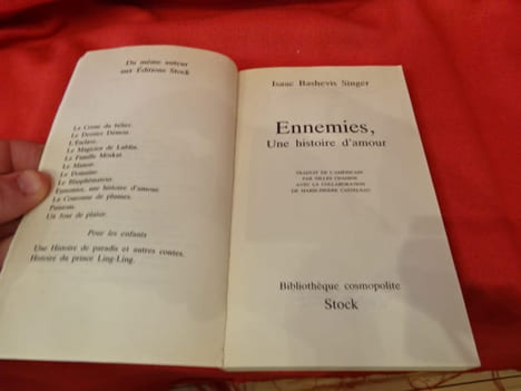 Ennemies, une histoire d'amour. . [LITTERATURE] - BASHEVIS SINGER (Isaac)