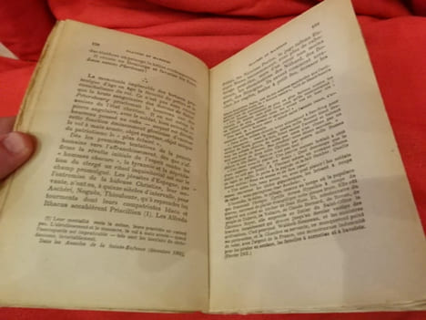 Plâtres et marbres. . [LITTERATURE] - TAILHADE (Laurent)