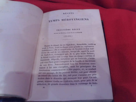 Récits des Temps mérovingiens, précédés de Considérations sur l'Histoire de France. . [HISTOIRE] - THIERRY (Augustin)