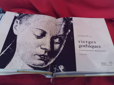 Vierges gothiques et de la première Renaissance. 