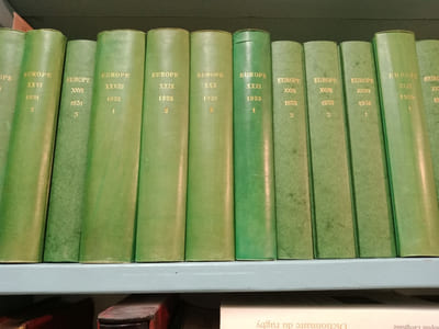 EUROPE (Revue) Revue litteraire  Mensuelle. Du tome XXV Janvier 1931 au tome L Aout 1939. 