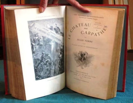 Claudius Bombarnac. Le Chateau des Carpathes. (Portrait collé) - Édition originale.. VERNE Jules
