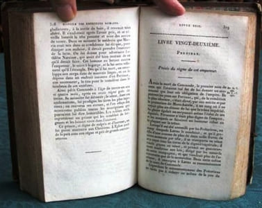 Abrégé de l'Histoire des Empereurs de Crévier.