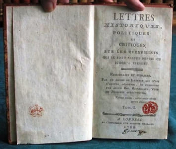 Lettres Historiques, Politiques et Critiques sur les Événements qui se sont passés depuis 1778 jusqu'à présent. 14 volumes.