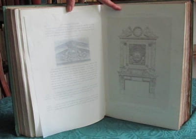 Les Armoiries de la Ville de Paris. 2 volumes.