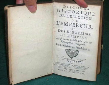 Discours Historique de l'Election de l'Empereur, et des Electeurs de l'Empire.. WICQUEFORT Abraham de