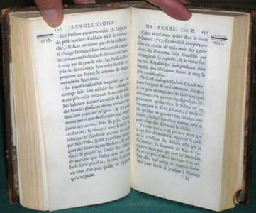 Histoire de Perse, depuis le commencement de ce Siècle. 3 volumes - Édition originale.