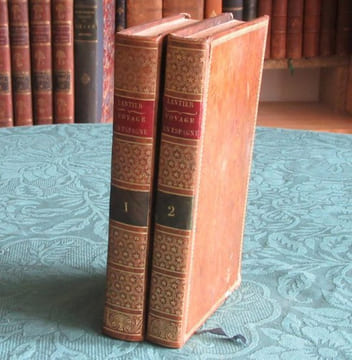 Voyage en Espagne du Chevalier Saint-Gervais, Officier français, et les divers évènements de son voyage. 2 volumes.. LANTIER Etienne Francois de