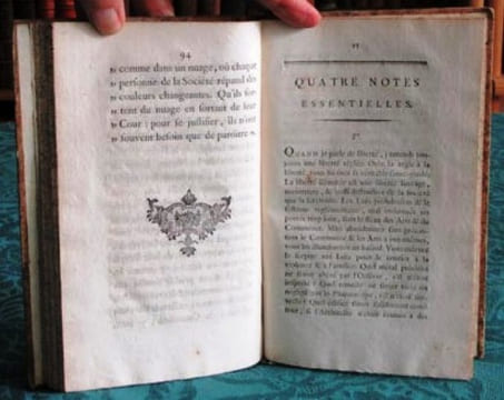 Observations rapides sur la lettre de Monsieur de Calonne au Roi - Édition originale.. CERUTTI Joseph-Antoine