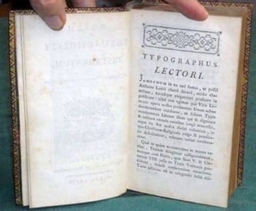 Novum Jesu-Cristi Testamentum, Ad Exemplar Vaticanum accuratè revisum.