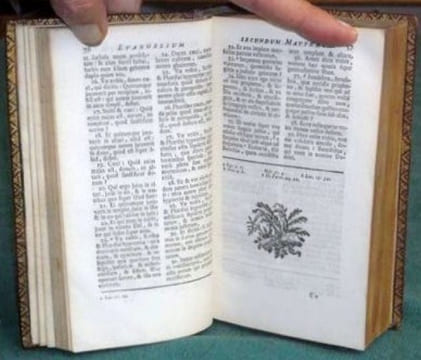 Novum Jesu-Cristi Testamentum, Ad Exemplar Vaticanum accuratè revisum.. COLLECTIF