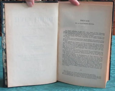 Exposé méthodique de Droit Civil, conforme aux programmes des examens de Licence en Droit. 3 volumes.