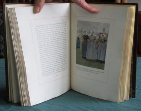 Trois femmes de Flandre - Édition originale.. MAUCLAIR Camille