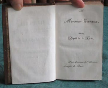 Histoire abrégée de Paris. 2 volumes.