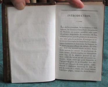 Histoire abrégée de Paris. 2 volumes.