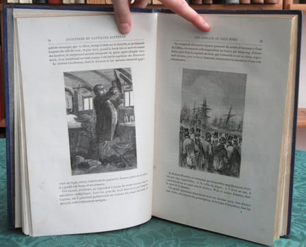 Voyages et Aventures du Capitaine Hatteras. (bleu, à la banquise). VERNE Jules