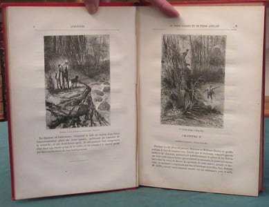Aventures de trois Russes et de trois Anglais dans l'Afrique Australe. (Steamer, rouge)