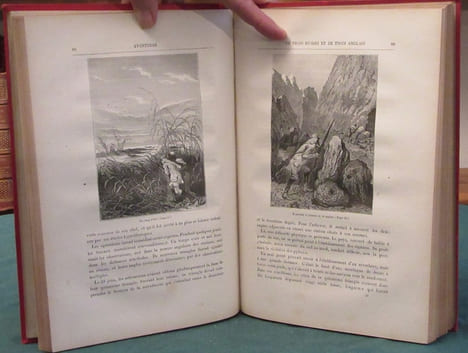 Aventures de trois Russes et de trois Anglais dans l'Afrique Australe. (Steamer, rouge). VERNE Jules
