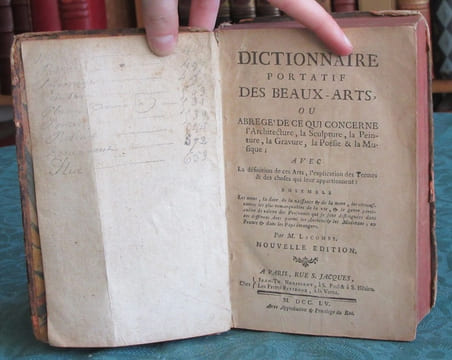 Dictionnaire portatif des Beaux-Arts ou abrégé de ce qui concerne l'architecture, la sculpture, la peinture, la gravure, la poésie, et la musique.. ...