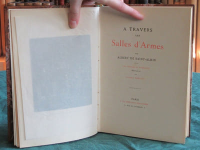 A travers les Salles d'Armes - Edition originale.