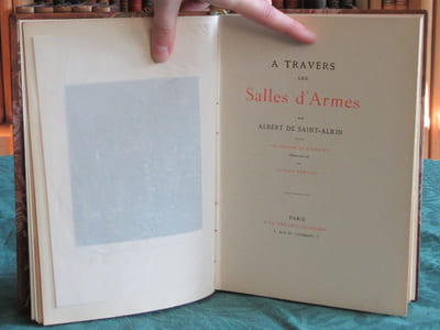 A travers les Salles d'Armes - Edition originale.