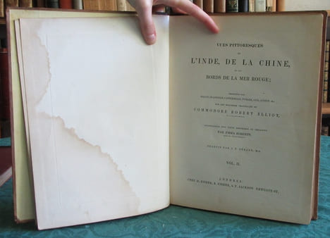 Vues pittoresques de l'Inde, de la Chine, et des bords de la Mer rouge. 2 volumes.. ROBERTS Emma
