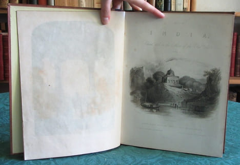 Vues pittoresques de l'Inde, de la Chine, et des bords de la Mer rouge. 2 volumes.. ROBERTS Emma