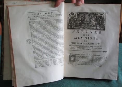 Mémoires de Messire Philippe de Commines (Comines), seigneur d'Argenton. 4 volumes.. COMMINES Philippe de