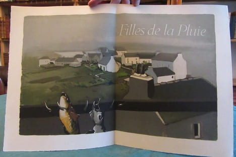Filles de la Pluie - Ouessant (Bretagne) illustré par Humblot.. SAVIGNON André
