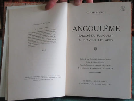 Angoulême, balcon du sud-ouest, à travers les ages.. CHABANNAIS