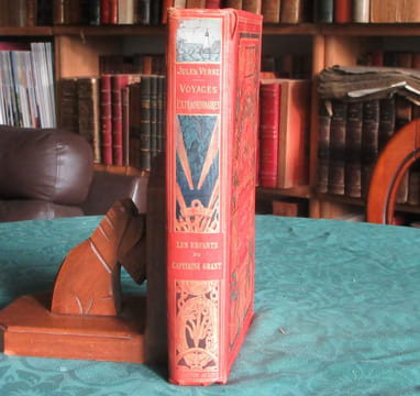 Les Enfants du Capitaine Grant - Voyage autour du monde. (1 éléphant Hachette) 1917. VERNE Jules