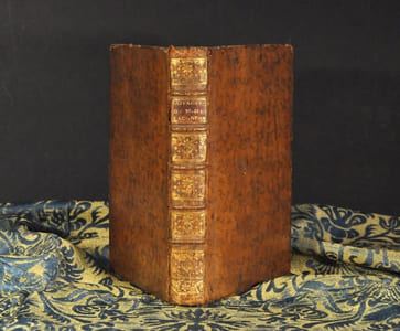Relation abrégée d'un voyage fait dans l'intérieur de l'Amérique méridionale. Depuis la Côte de la Mer du Sud, jusqu'aux Côtes du Brésil & de la Guiane, en descendant la rivière des Amazones ; Lûe à l'Assemblée publique de l'Académie des Sciences,