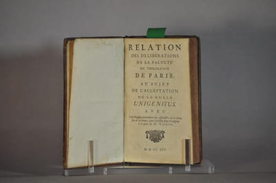 Relation des délibérations de la faculté de théologie de Paris, au sujet de l'acceptation de la bulle unigenitus avec Une Relation particuliere des Assemblées de la Maison de Sorbonne, pour l'election d'un Professeur à la place de M. Witasse