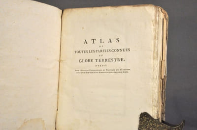 Atlas de toutes les parties connues du globe terrestre, dressé Pour l'Histoire Philosophique et Politique des établissements et du Commerce des Européens dans les deux Indes.