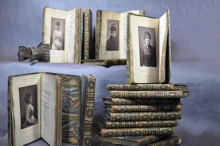 Foyers et coulisses. Histoire anecdotique de tous les théâtres de Paris